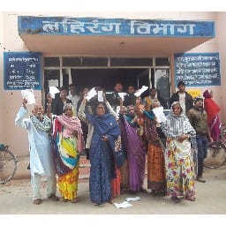 डाक्टरों की गैरहाजिरी से नाराज मरीजो ने किया हंगामा
