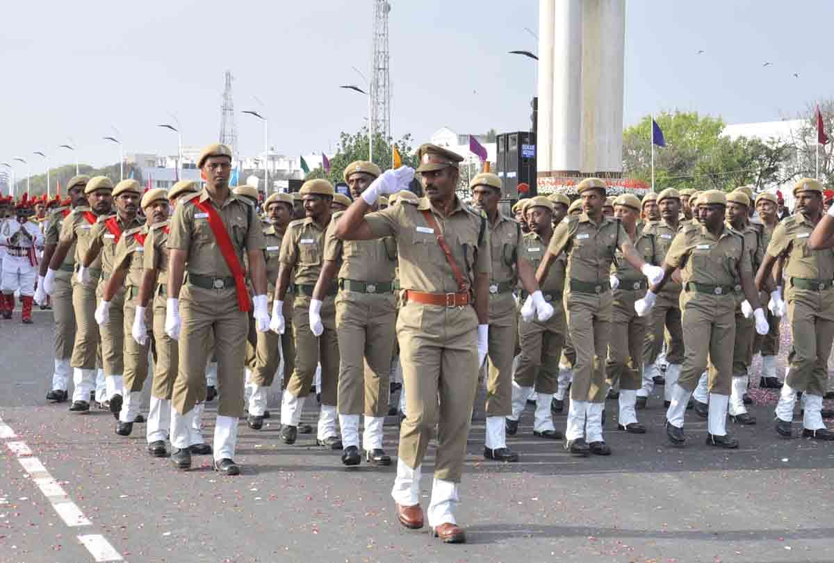 JOB VACANCIES IN TAMIL NADU POLICE FOR 10TH PASSED 53000 SALARY