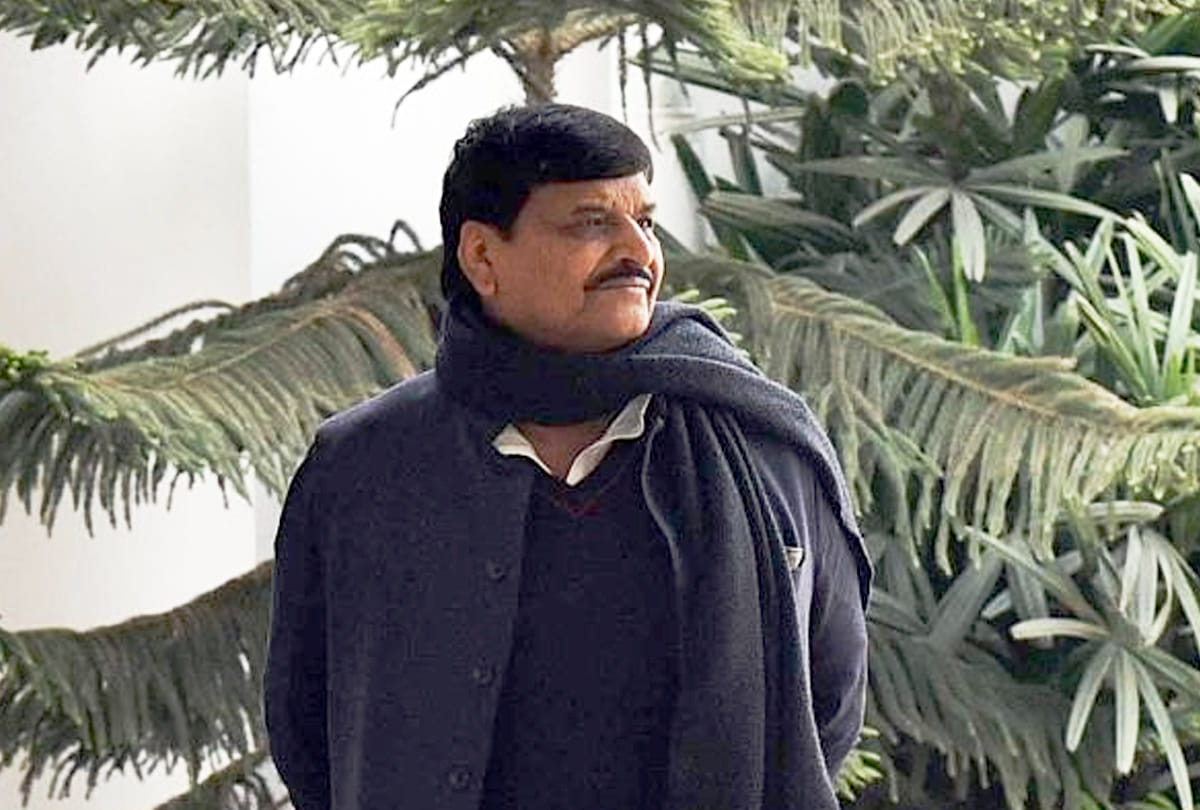 Shivpal Yadav's serious allegation against people of party