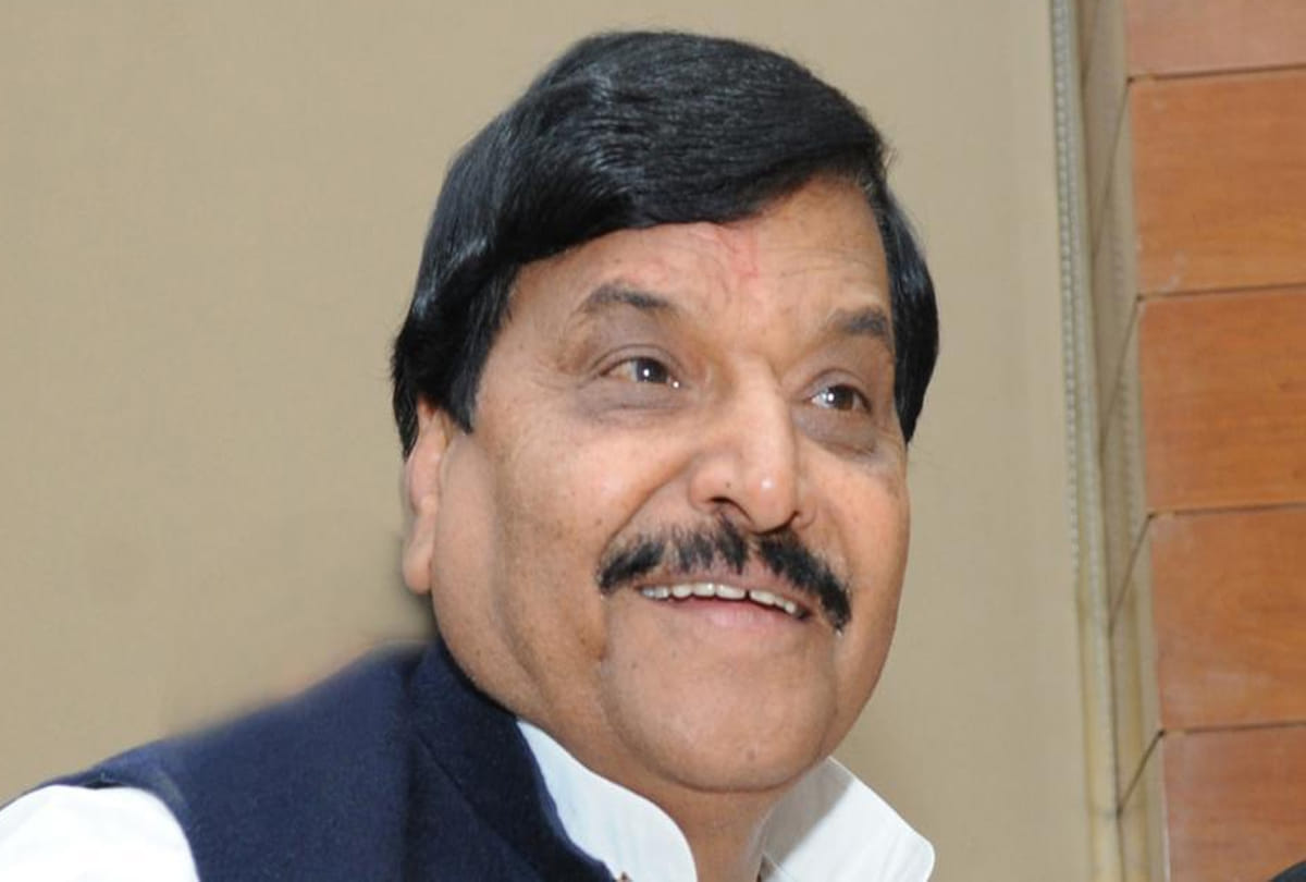 Shivpal Yadav's serious allegation against people of party