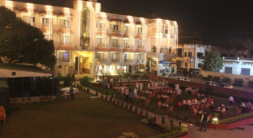 New year celebration in hotel in varanasi