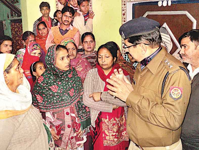 newly married women hanged by trap in gajraula