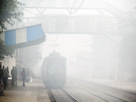19 hours late I Rapti Ganga Express