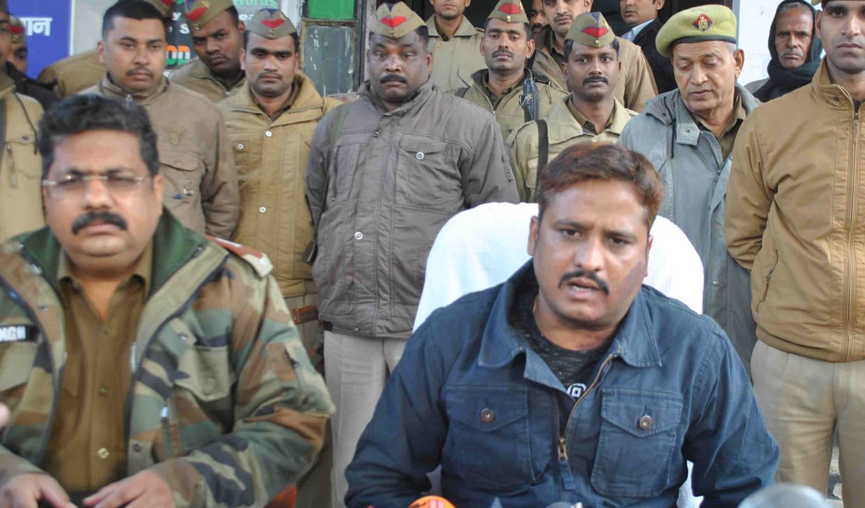 Police disclose policeman murder in azamgarh