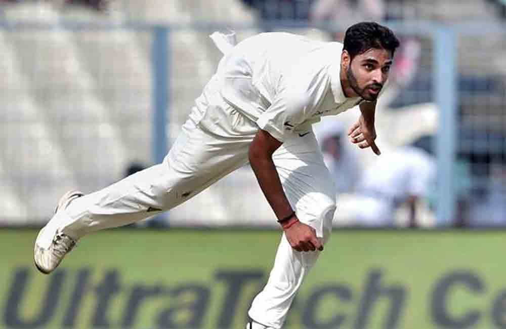 bhuvneshwar kumar said bowling with red kookaboora is not at all easy