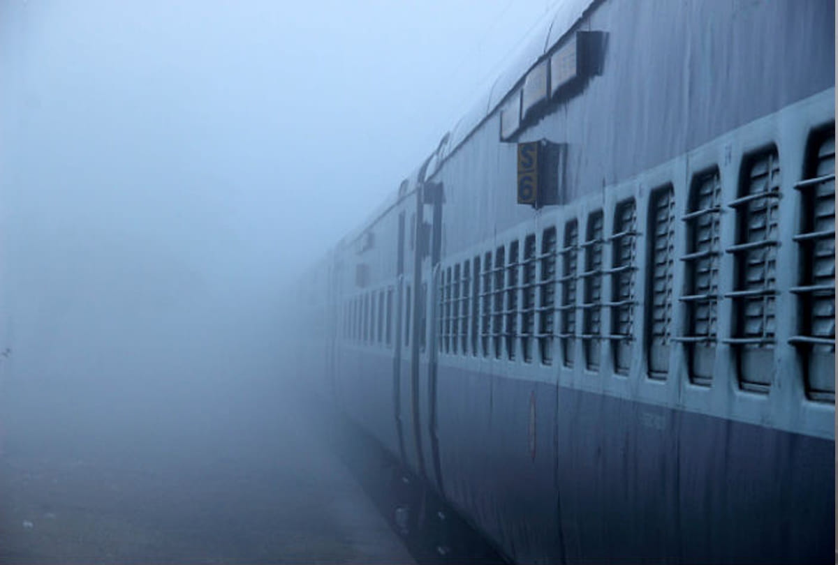 187 Trains Delayed Due To Fog In kanpur