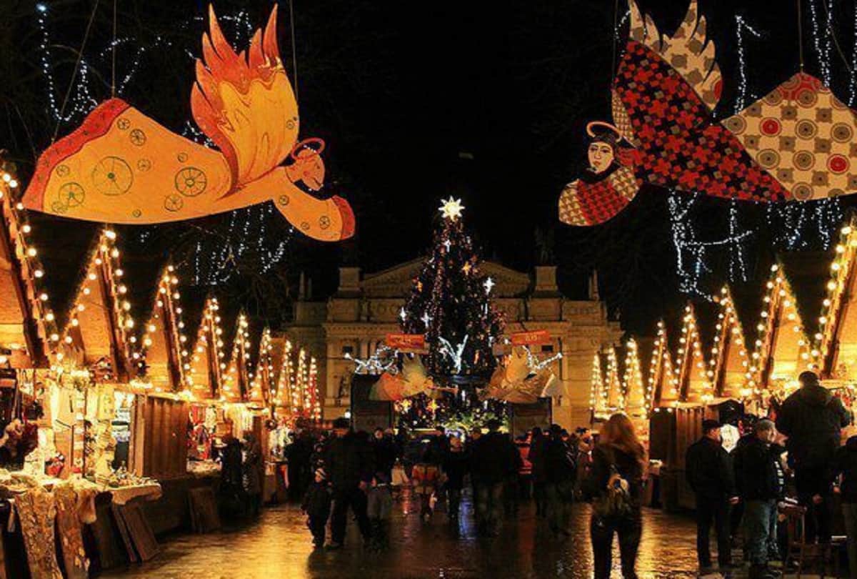 Eastern European people celebrate New year in an unique way which made him rich 