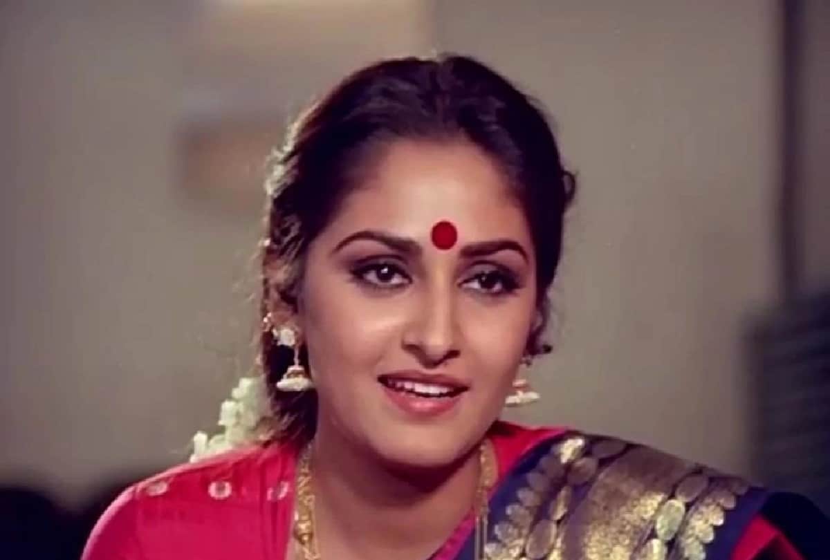 Jaya Prada unknown facts film career slowdown how she joined politics with dmk to samajwadi party and bjp