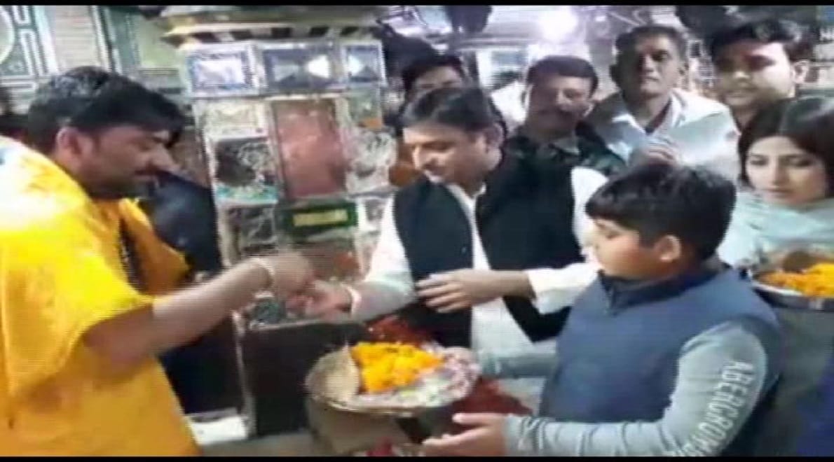 Former Chief Minister of UP will celebrate the new year here with wife and children 