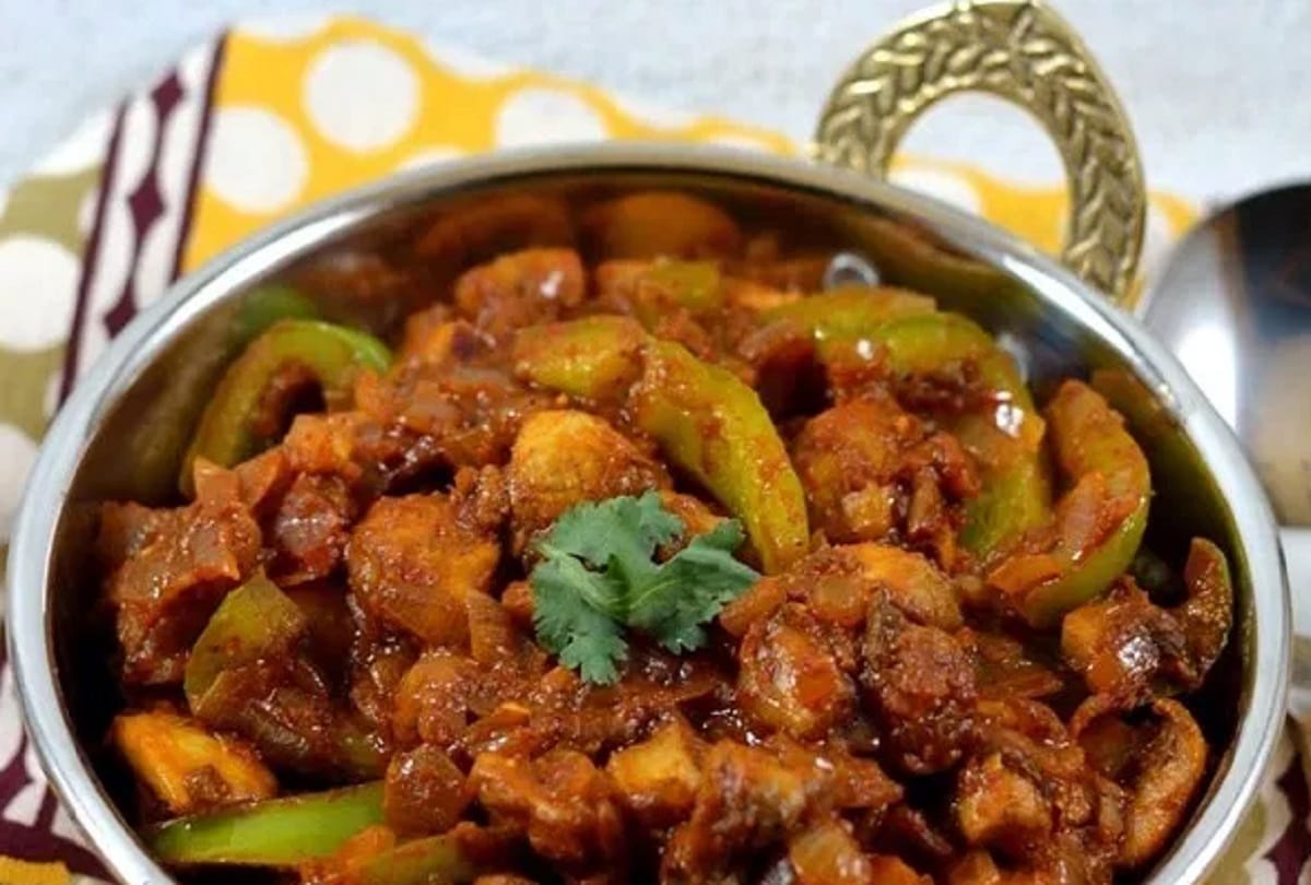 Make Kadai Mushroom at home in New Year party 
