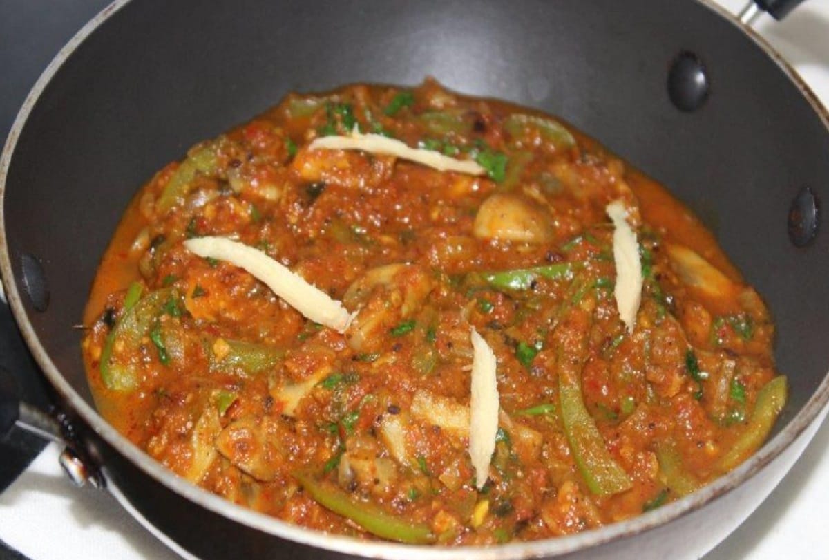 Make Kadai Mushroom at home in New Year party 
