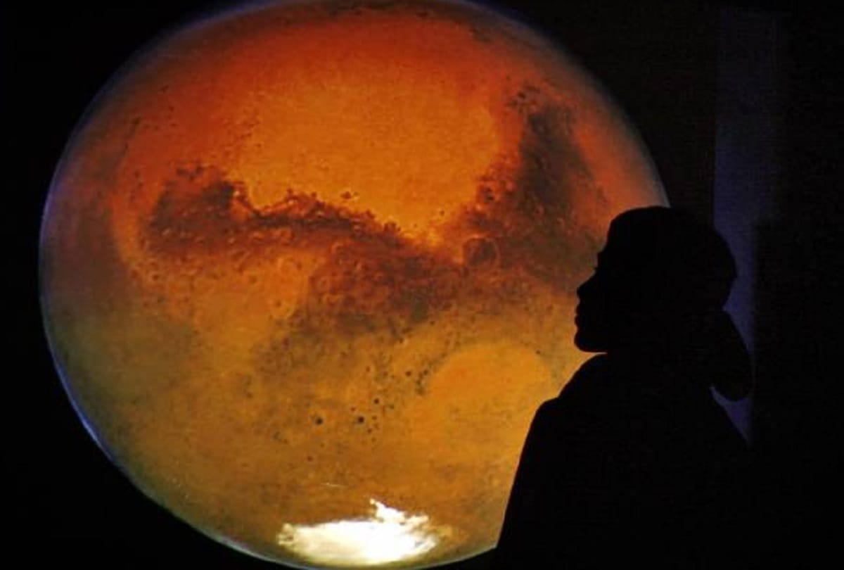 NASA Next Mars mission robot Will Probe Geologist Bound