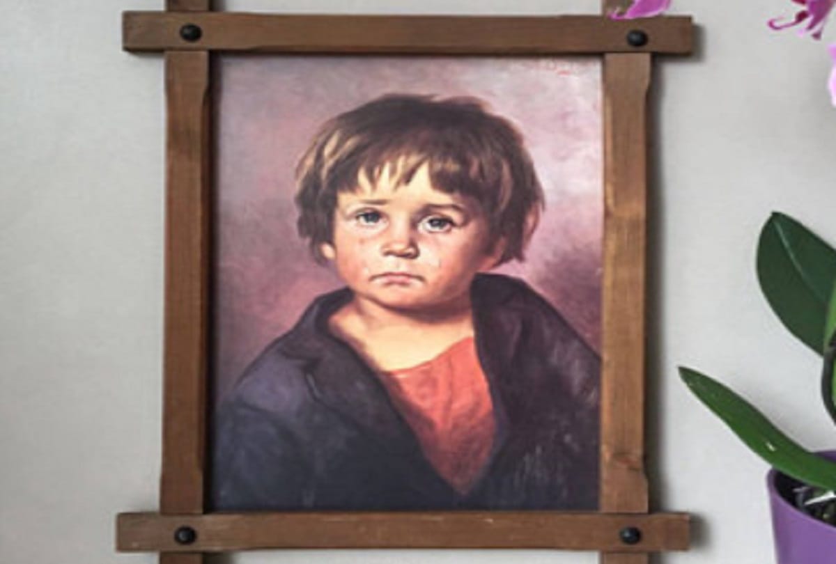 Famous Painter Giovanni Bragolin crying boy painting become the cursed for the people 