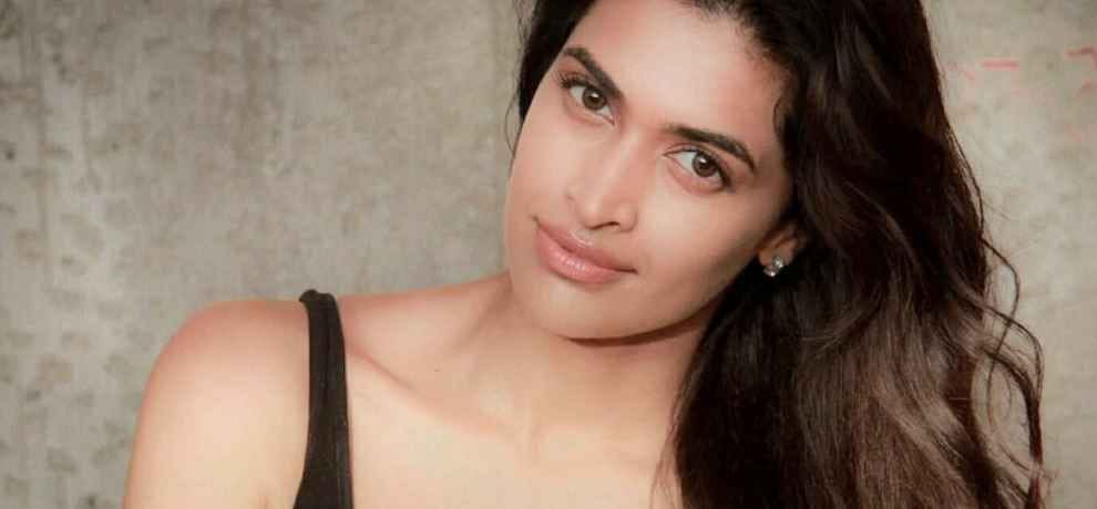 saloni luthra in lead role of Hollywood movies 
