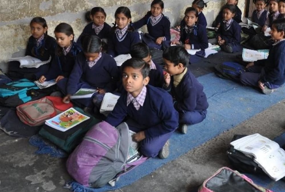 makar sankrati leave today in schools.