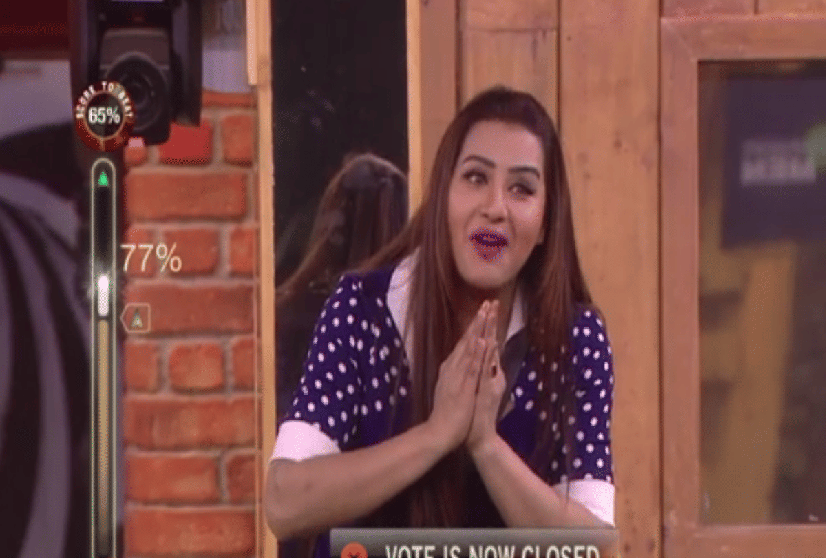 bigg boss 11 weekend ka vaar task between shilpa shidey and hina khan