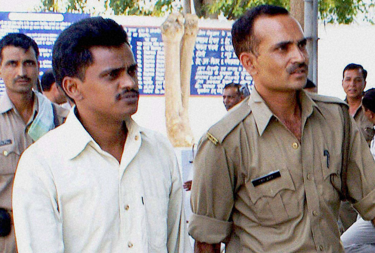 nithari rape and murder case cbi special court sentenced hang until death to surendra koli