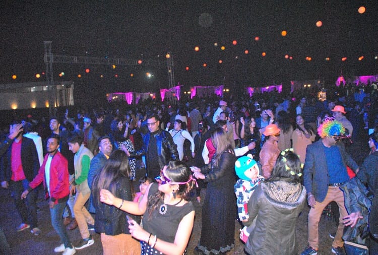 Happy new year celebrated city, belly dance, see photos