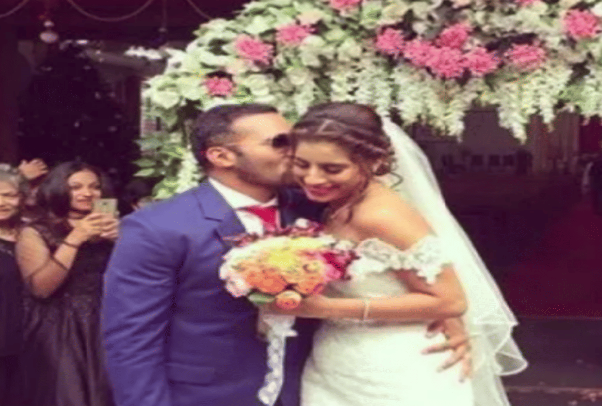 mtv roadies host vj gaelyn mendonca gets married to boyfriend