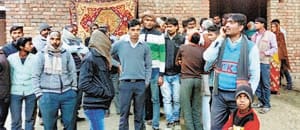 Mother committed suicide with innocent daughter