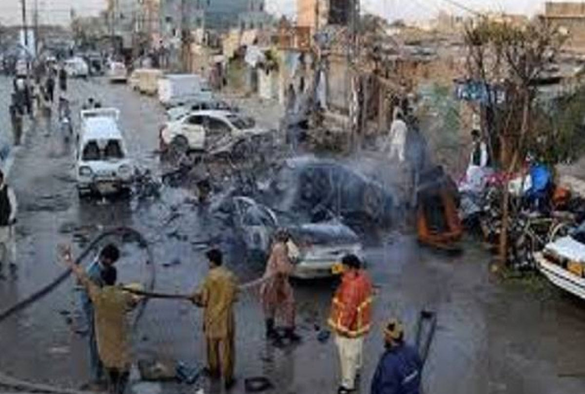 in pakistan two bomb blast at balochistan's chaman where many injured