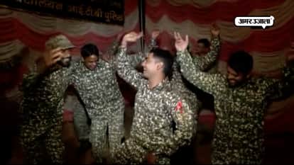 Indo-Tibetan Border Police jawans welcome 2018 in bastar chhatisgarh