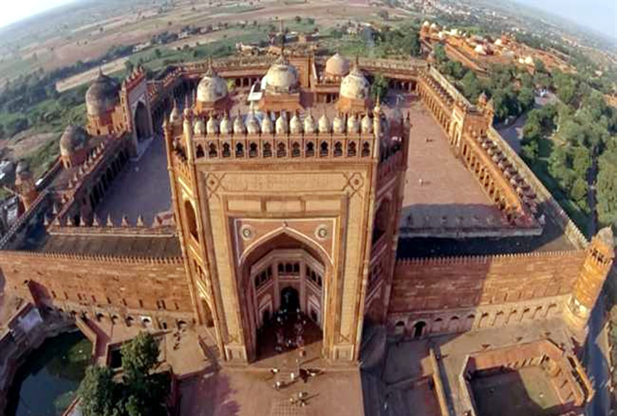 Agra Fort Sikandra Tomb Light Sound Show In Night