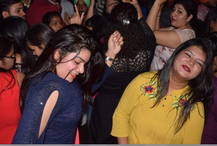 new year 2018 celebration in chandigarh, happy new year