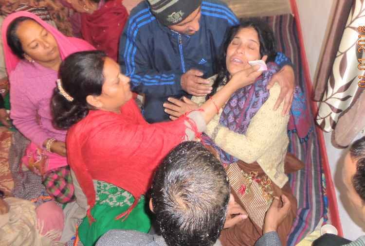 Thousands bid adieu to martyred CRPF jawanKuldeep Rai
