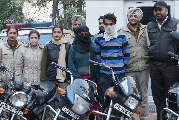mohali police arrested bike robbers