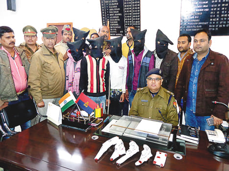 Six vehicle robbers arrested