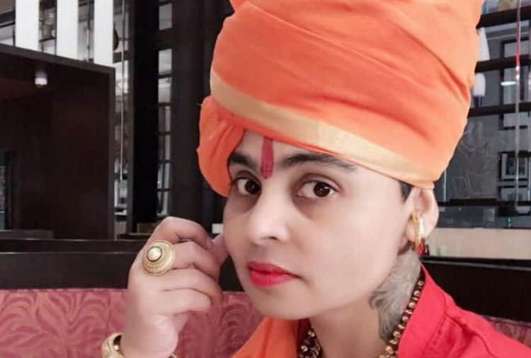Bollywood Actress Sapna Choudhary With Sadhvi Deva Thakur, Photos Viral