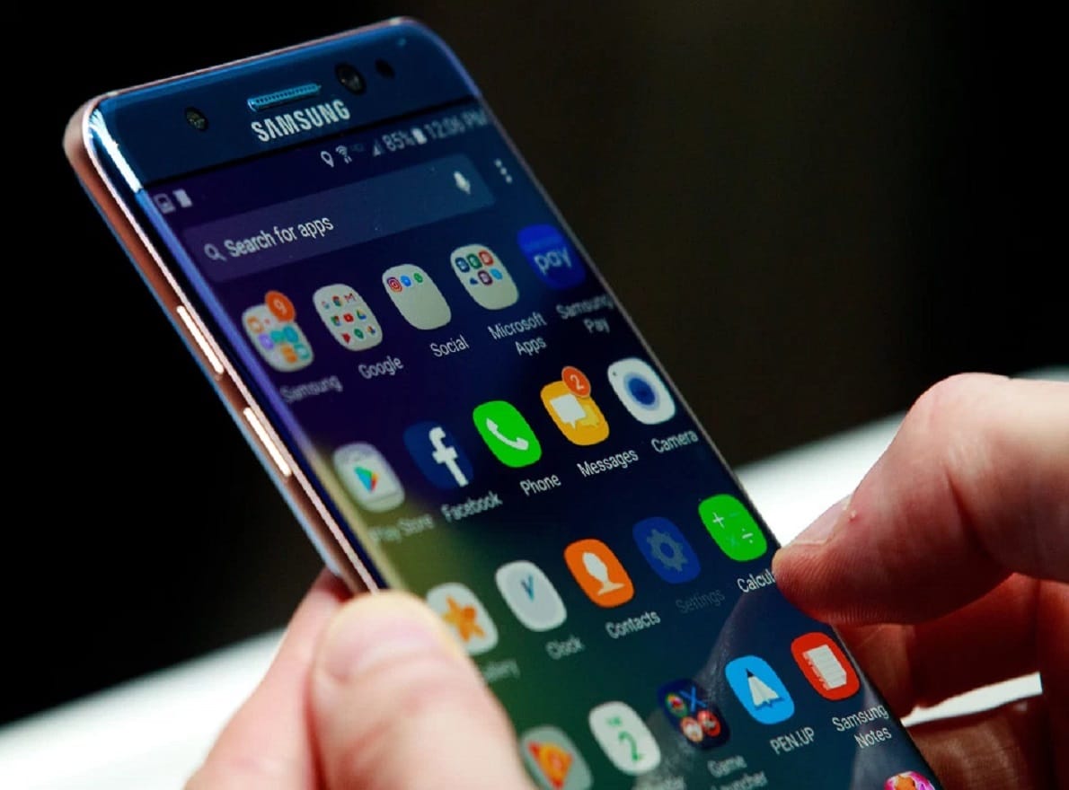 Apple iPhone slowdown, HTC, Motorola, Samsung and LG claim they do not slow down their old phones