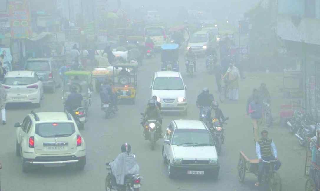 The fog of the fog and cold wave on the first day of the year