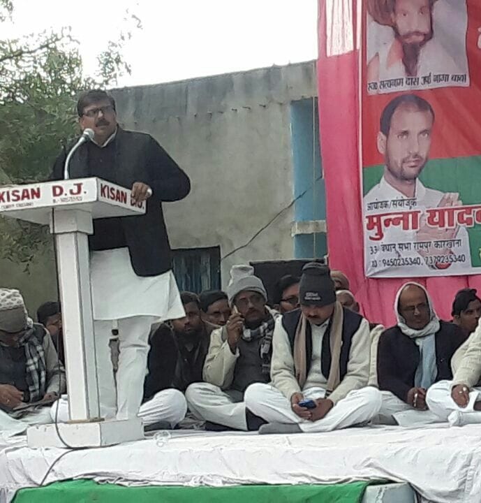 आस्था के प्रतीक थे नागा बाबा: विजय