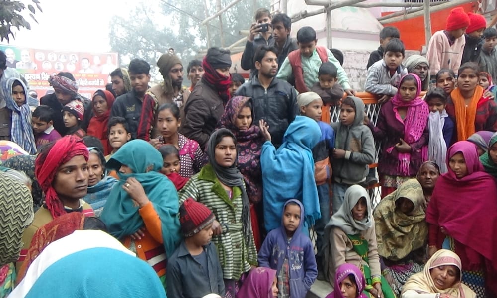 girl died after accident in etah