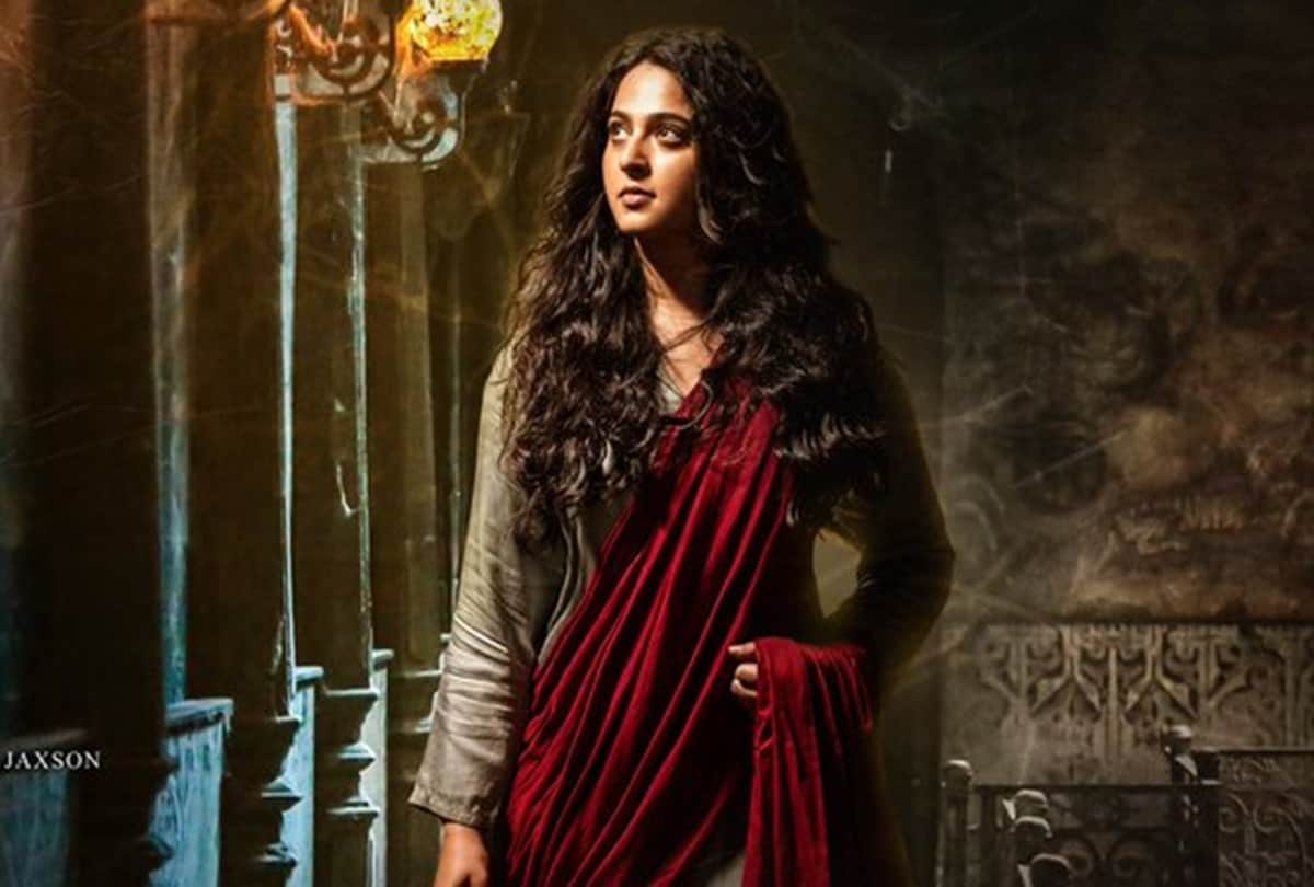 Anushka Shetty signed another film but its not with Baahubali actor Prabhas 