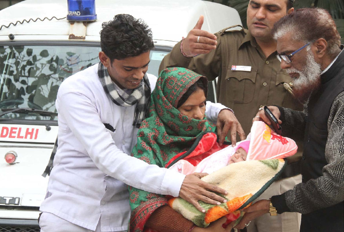 maternal aunt stolen kid from hospital in delhi