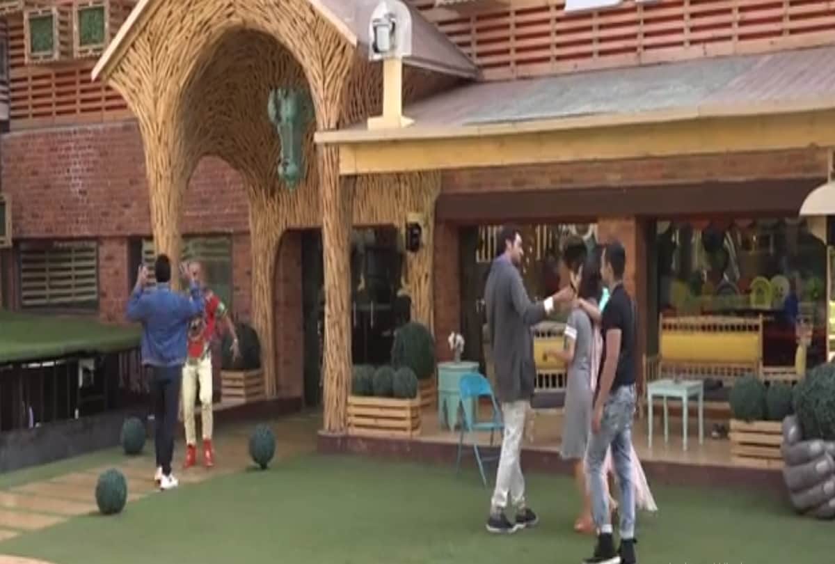 Due to the closure of the voting line, none of this week will come out of Bigg Boss house