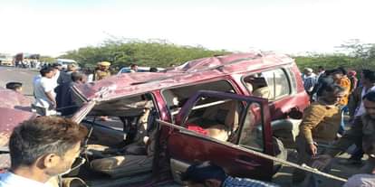 दुर्घटनाग्रस्त स्कॉर्पियो कार