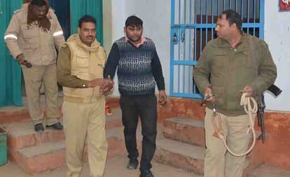 ATS arrested forger kamran raza in varanasi
