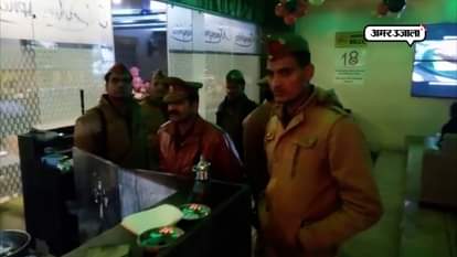 ILLEGAL HUKKA BAR RUNNING IN THE RESTAURANT IN KANPUR