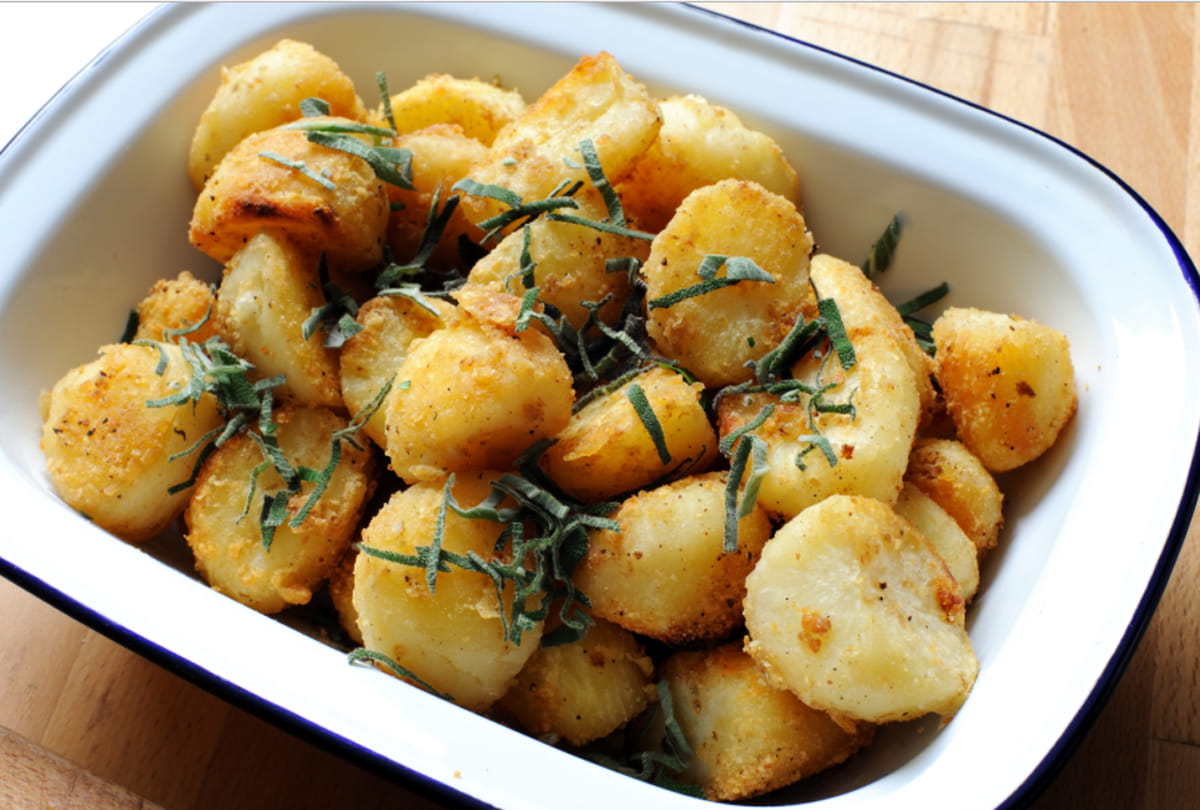 you should never eat these 7 foods at night 