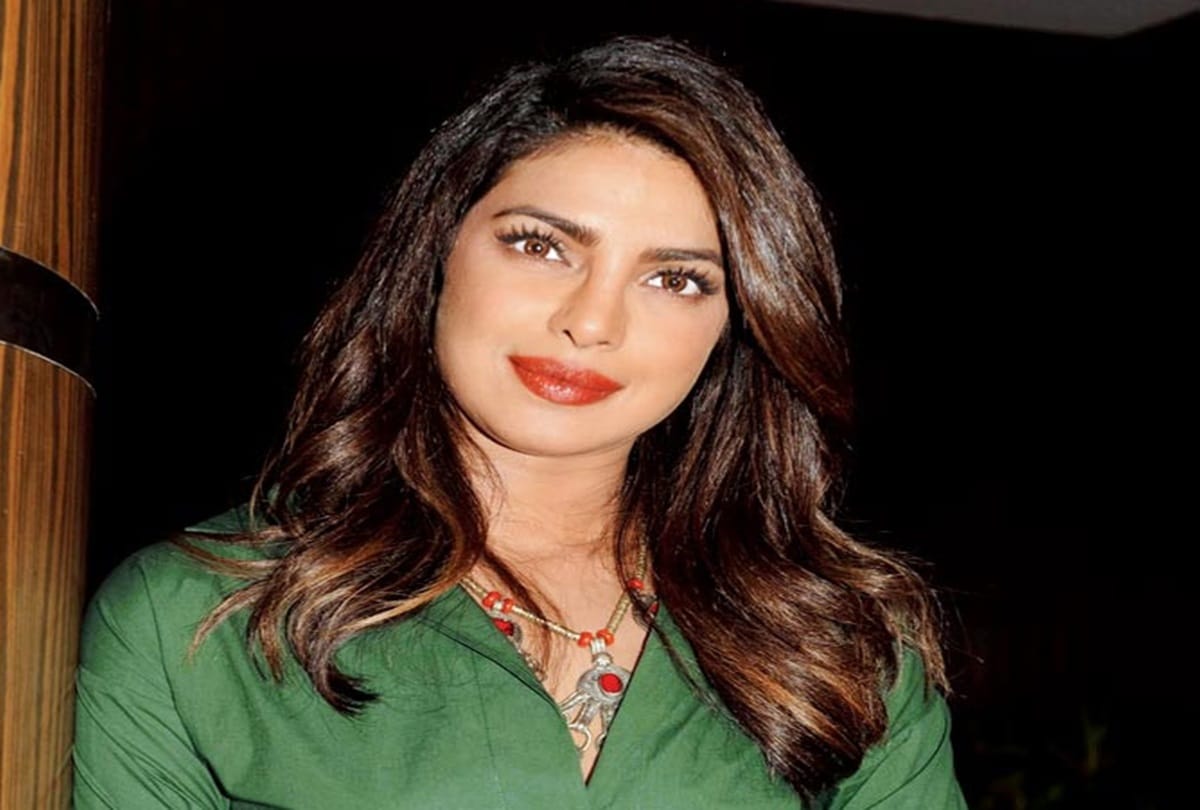 priyanka chopra new york fashion week