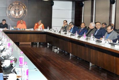 industrialists suggest chief minister for investment in uttar pradesh.
