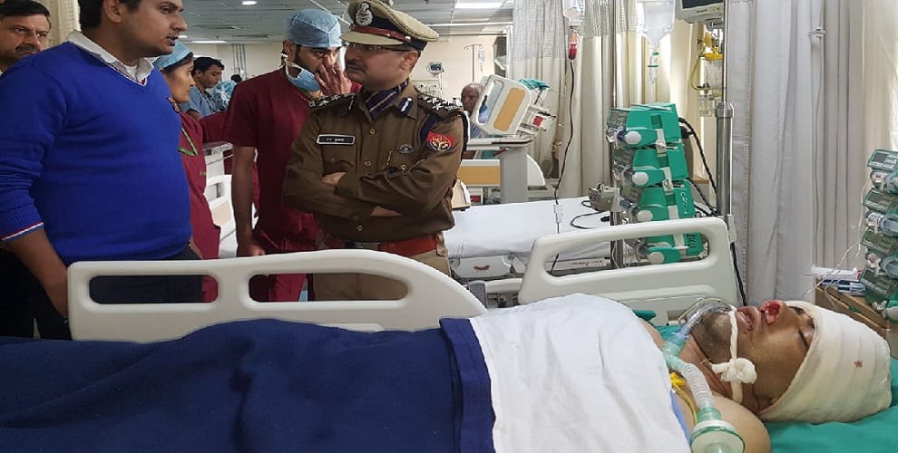 Encounter : Life in the hospital and the junk soldier struggling with death
