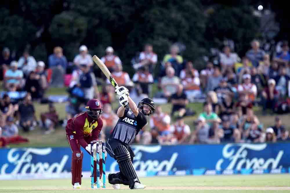 colin munro and ish sodhi climbs to top in latest icc t20i rankings