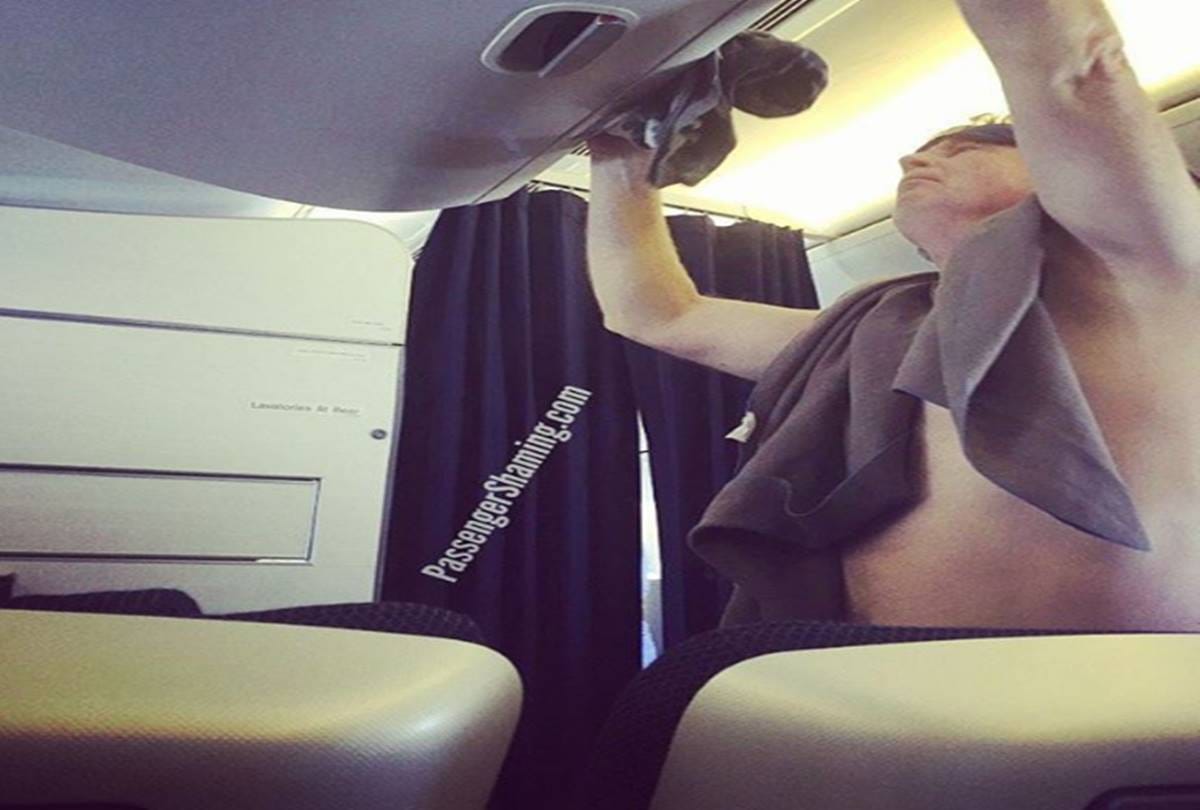 These passengers shaming images just for laugh