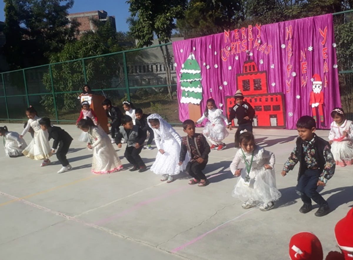 Doon Global School celebrated Christmas festival