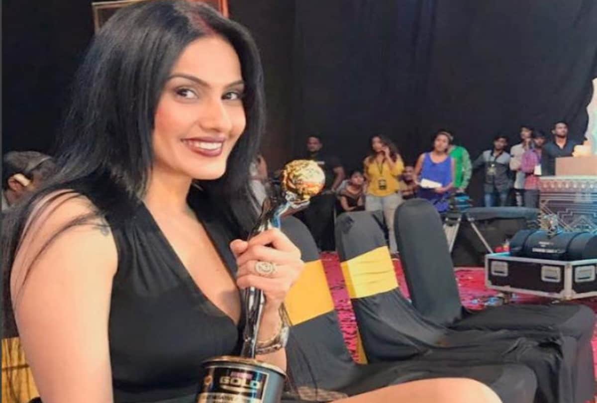 For this reason kamya punjabi wants to join politics 
